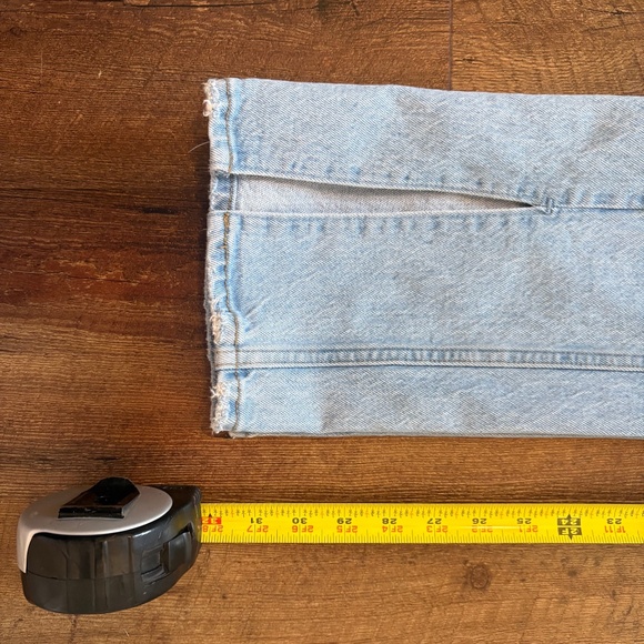 Abercrombie and Fitch 90s High Rise straight Ultra High Rise Jean 4 Long - Picture 8 of 8